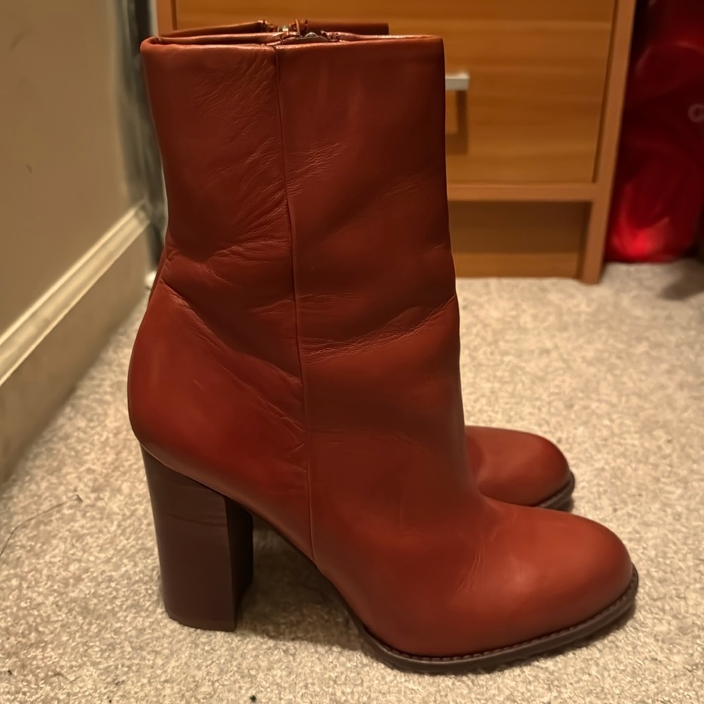 Red heel boots